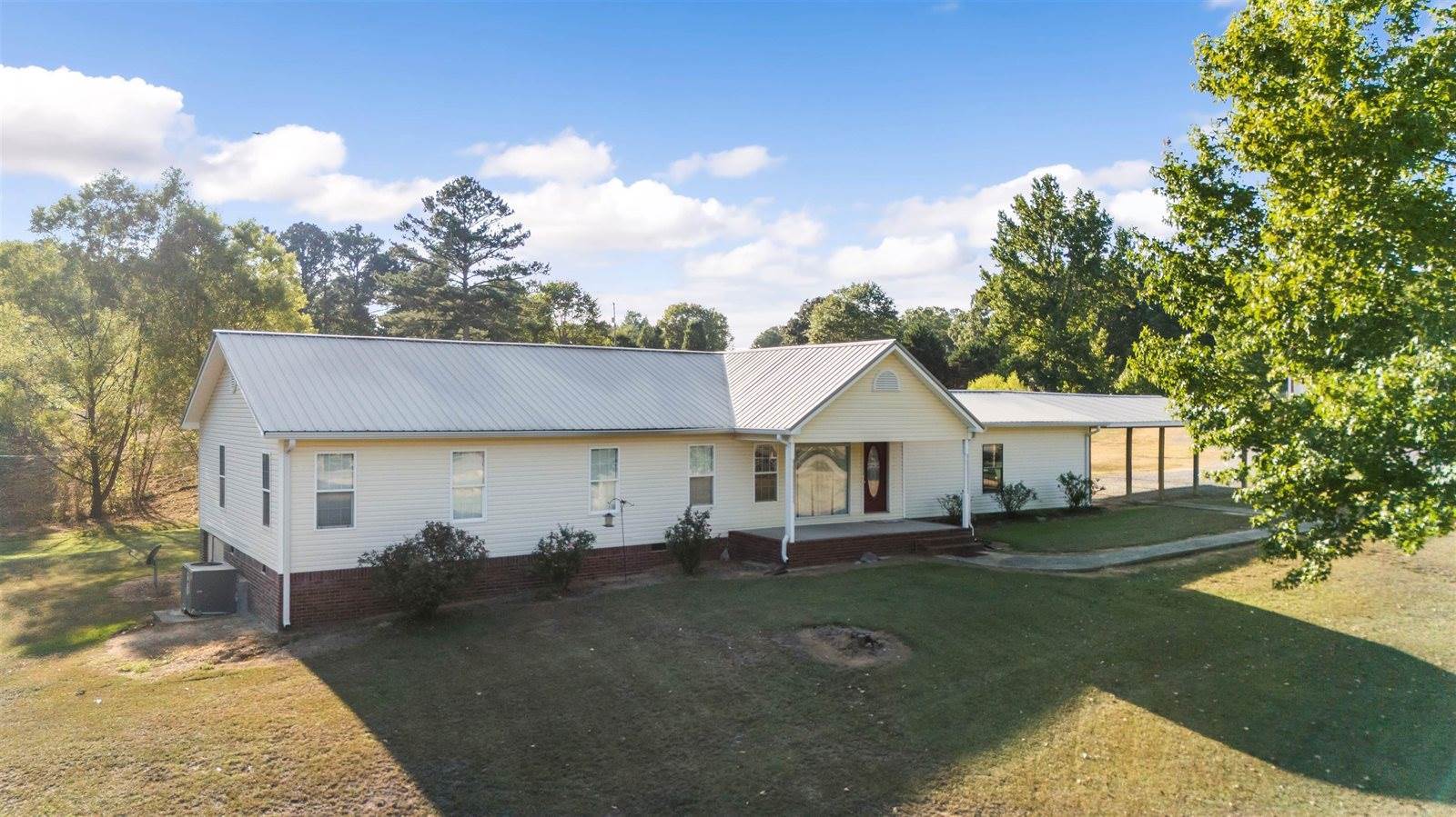 840 Co Rd 490, Hanceville, AL 35077