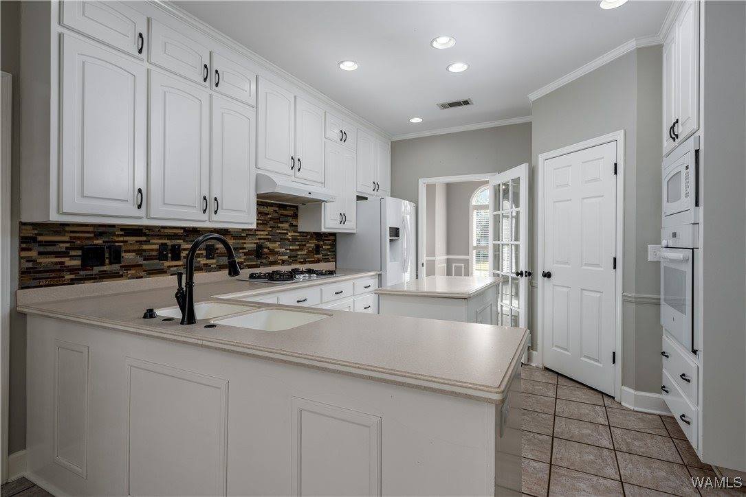 9816 Belmont Lane, Tuscaloosa, AL 35405