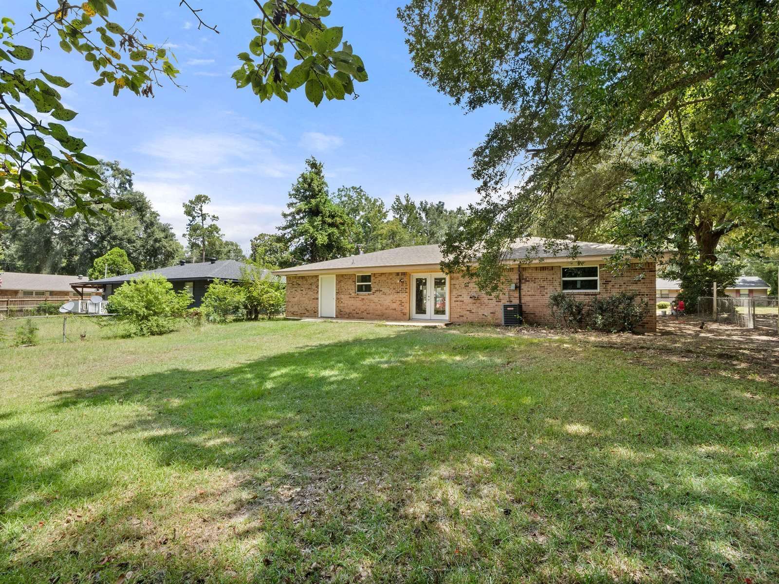 409 Hillcrest Rd, DeRidder, LA 70634