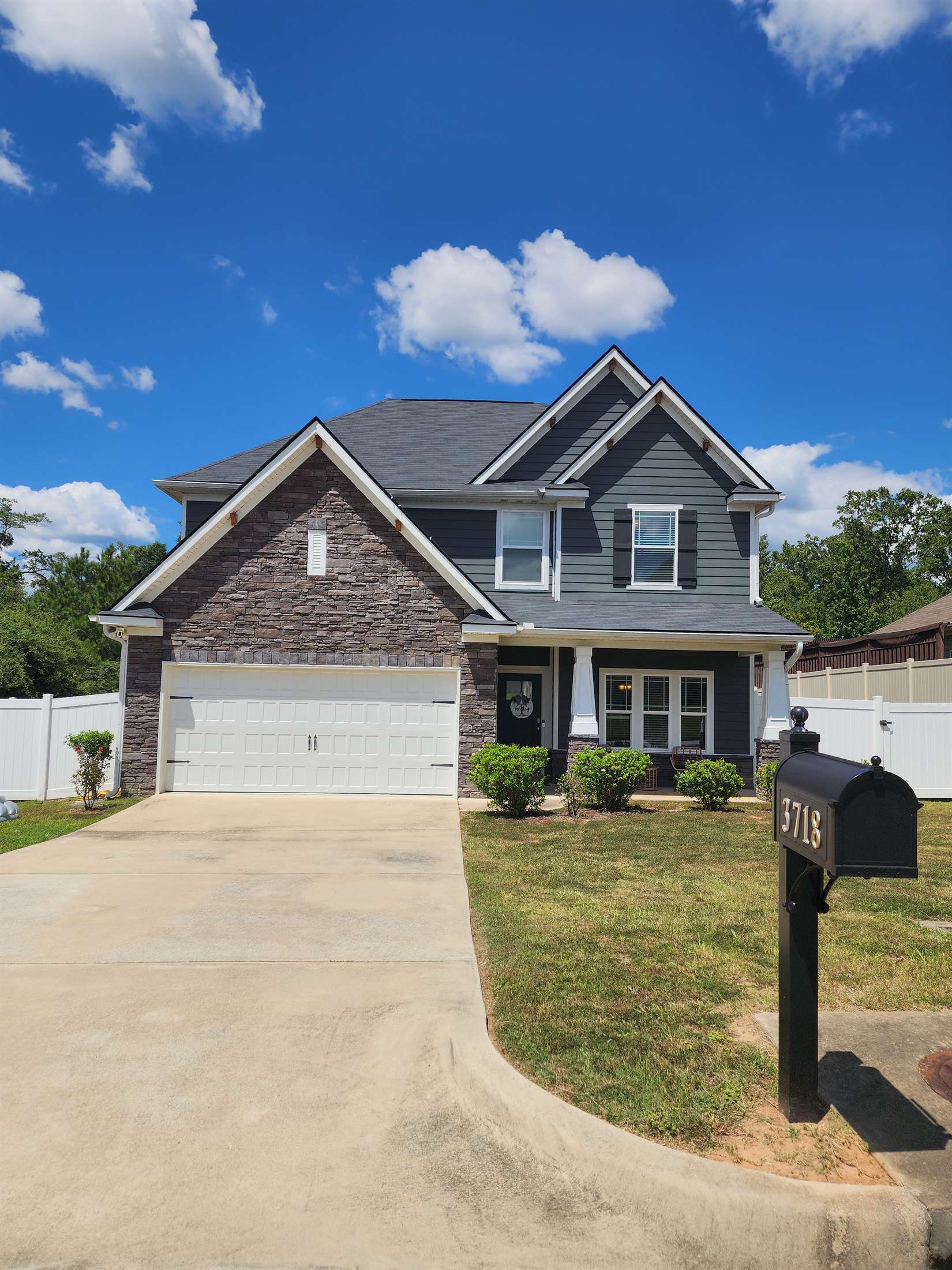 3718 Elmwood Dr, Phenix City, AL 36870