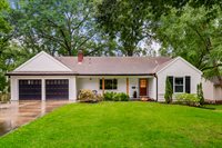 2527 W 90th St, Leawood, KS 66206