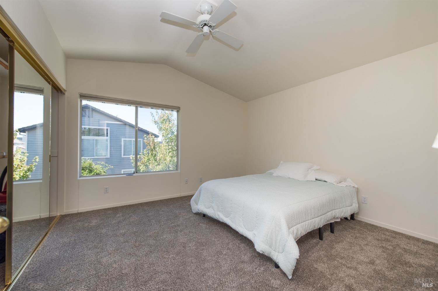 2105 Fairfax Place, Santa Rosa, CA 95404