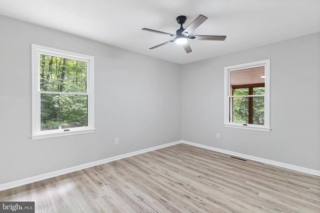 43560 Little Cliffs Road, Hollywood, MD 20636