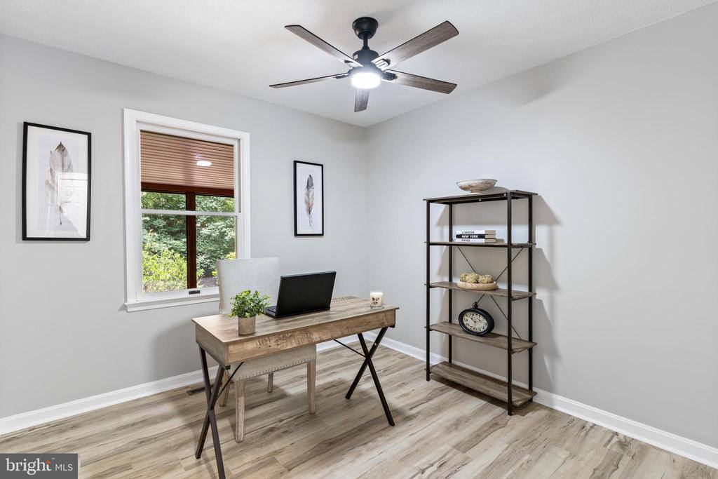 43560 Little Cliffs Road, Hollywood, MD 20636