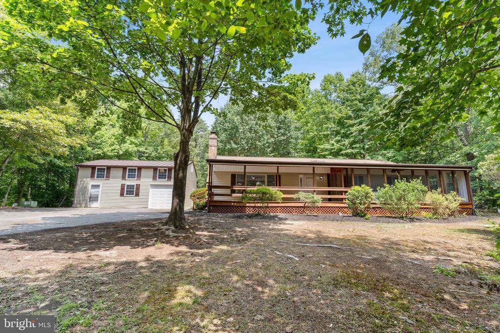 43560 Little Cliffs Road, Hollywood, MD 20636