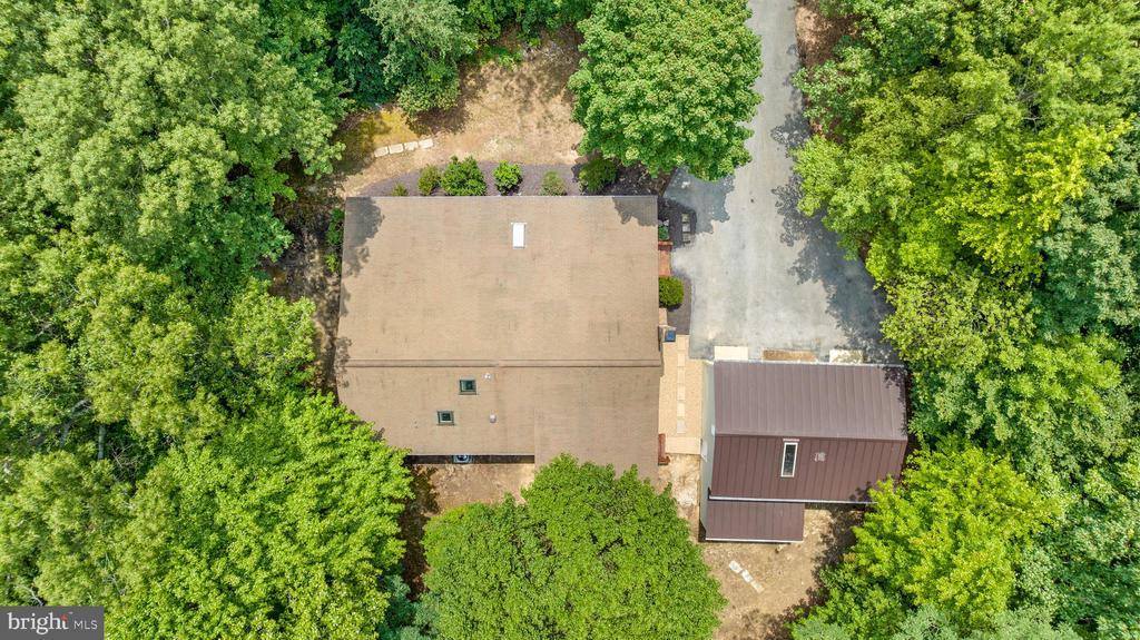 43560 Little Cliffs Road, Hollywood, MD 20636