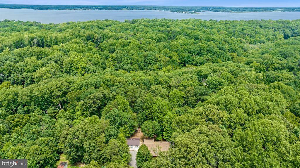 43560 Little Cliffs Road, Hollywood, MD 20636