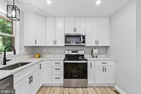 43560 Little Cliffs Road, Hollywood, MD 20636