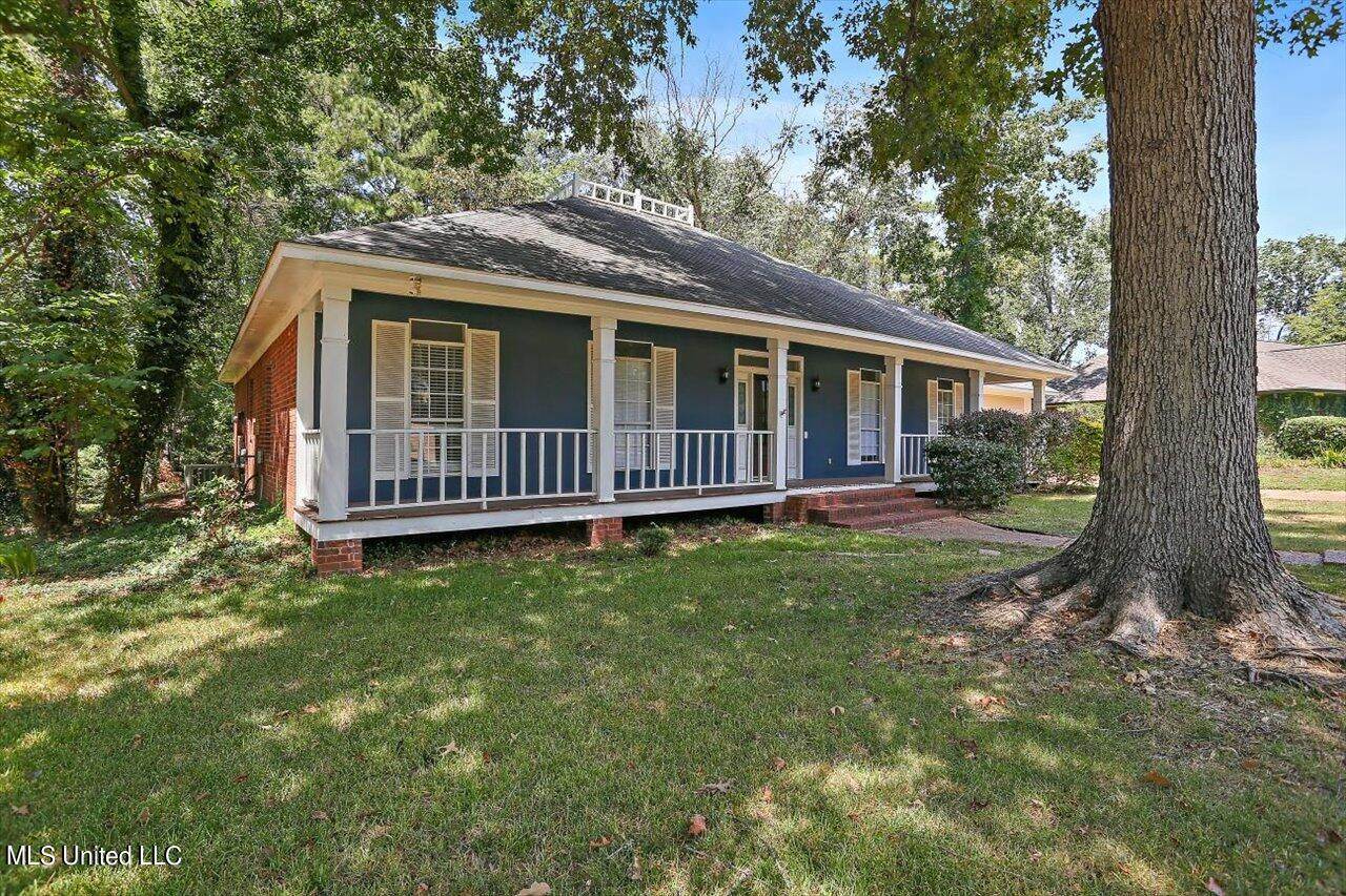 320 Hanley Circle, Brandon, MS 39047