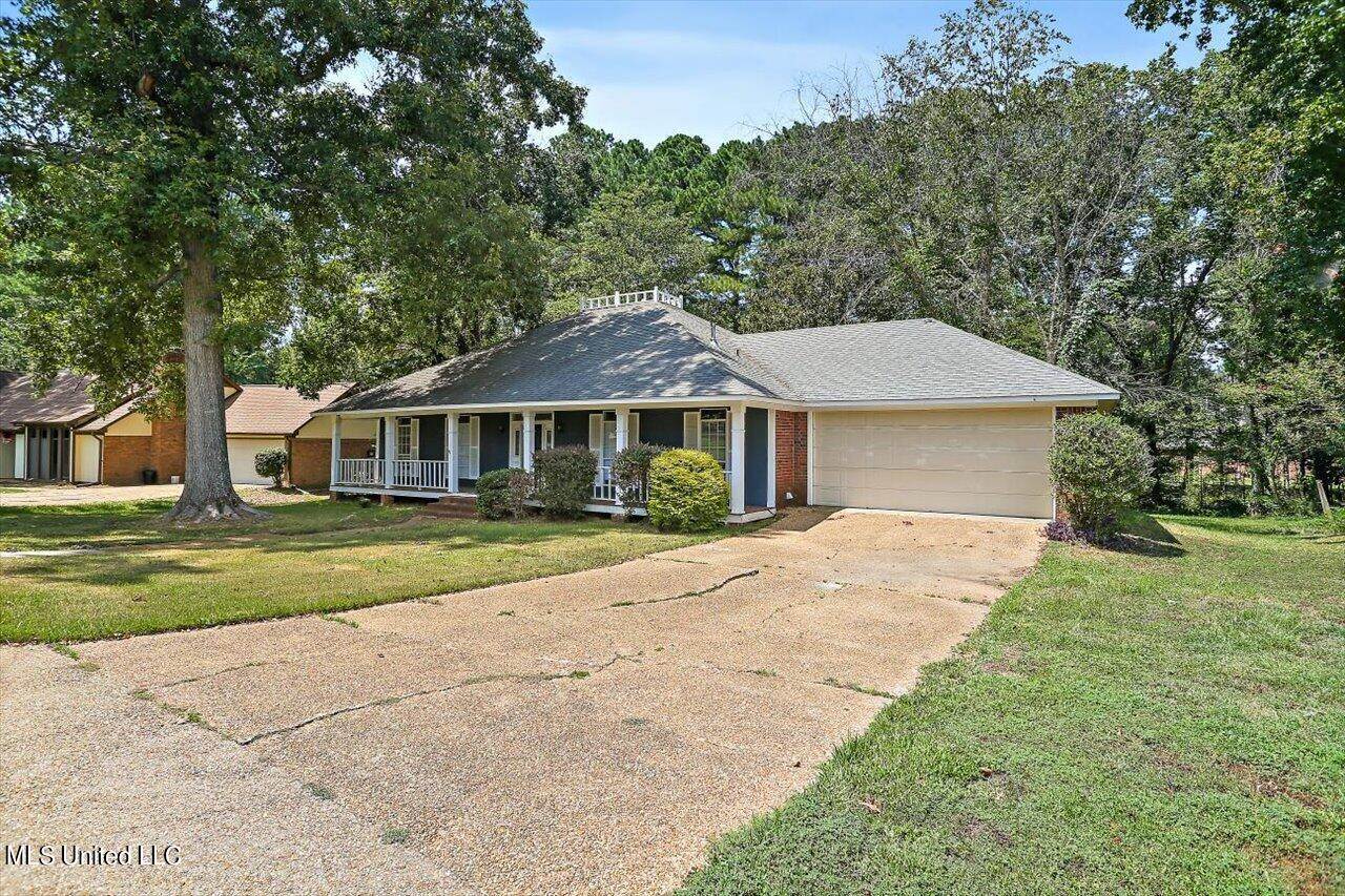 320 Hanley Circle, Brandon, MS 39047