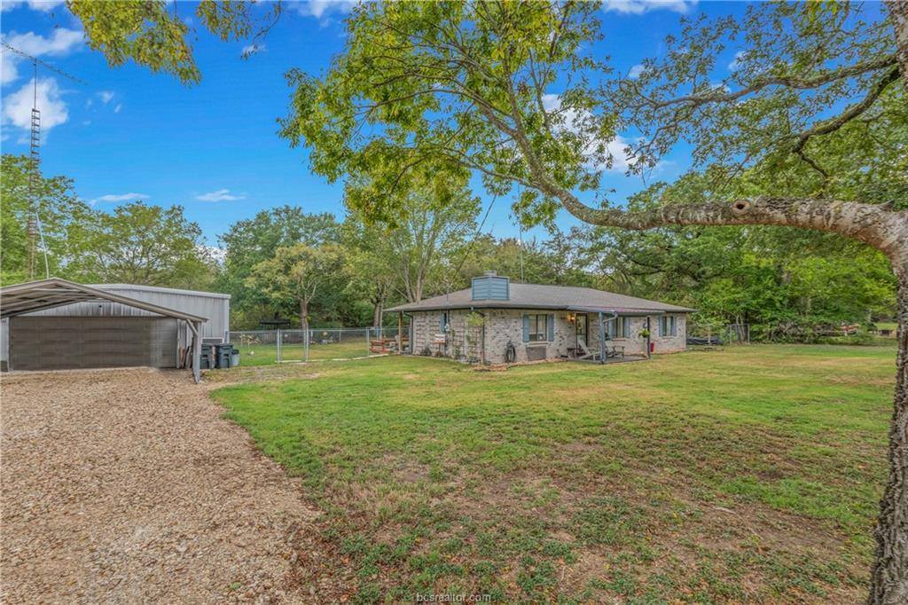 8402 Peach Tree Drive, Bryan, TX 77808