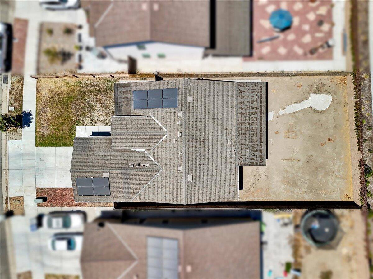 1712 North Arroyo, Visalia, CA 93292