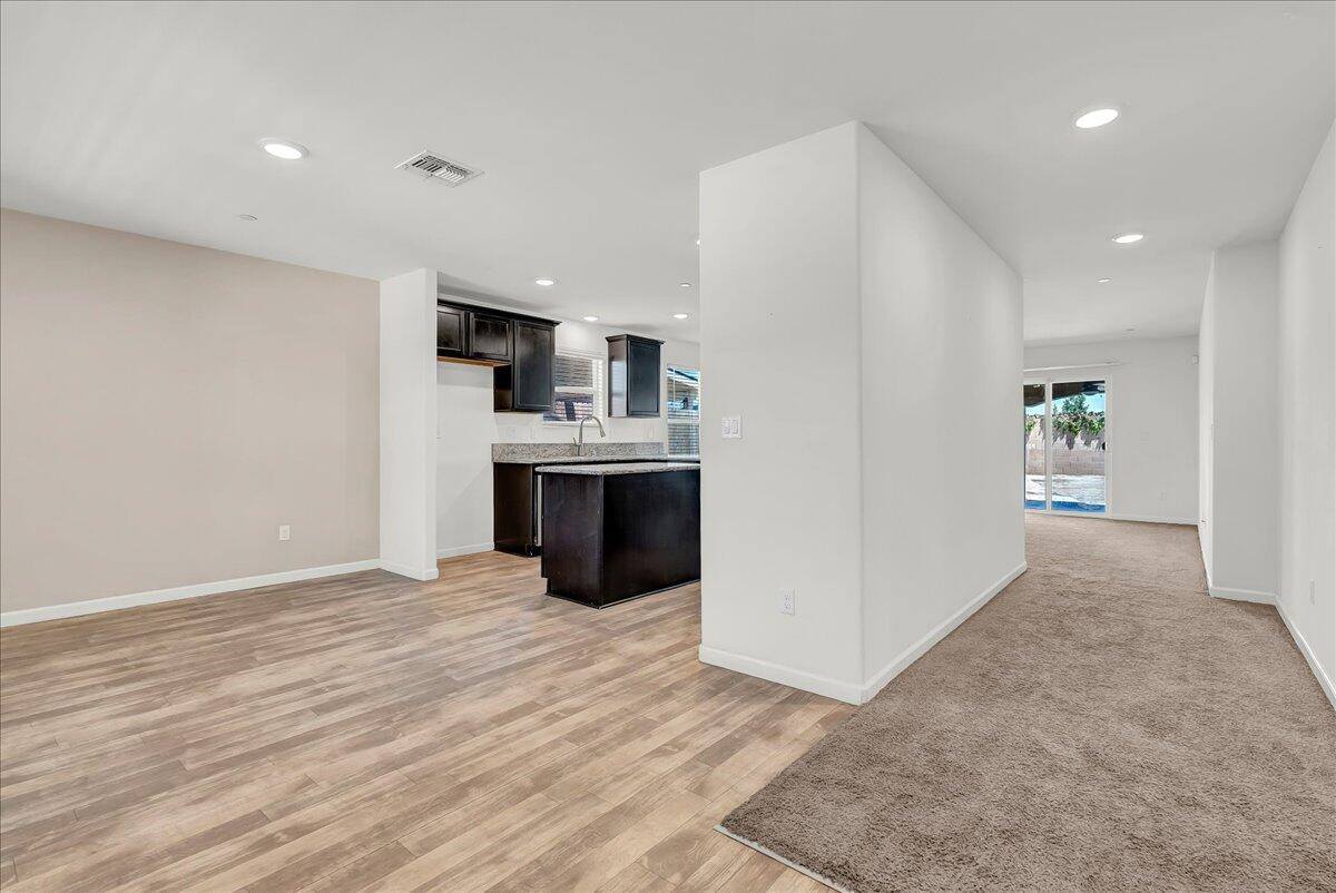 1712 North Arroyo, Visalia, CA 93292