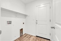 1712 North Arroyo, Visalia, CA 93292