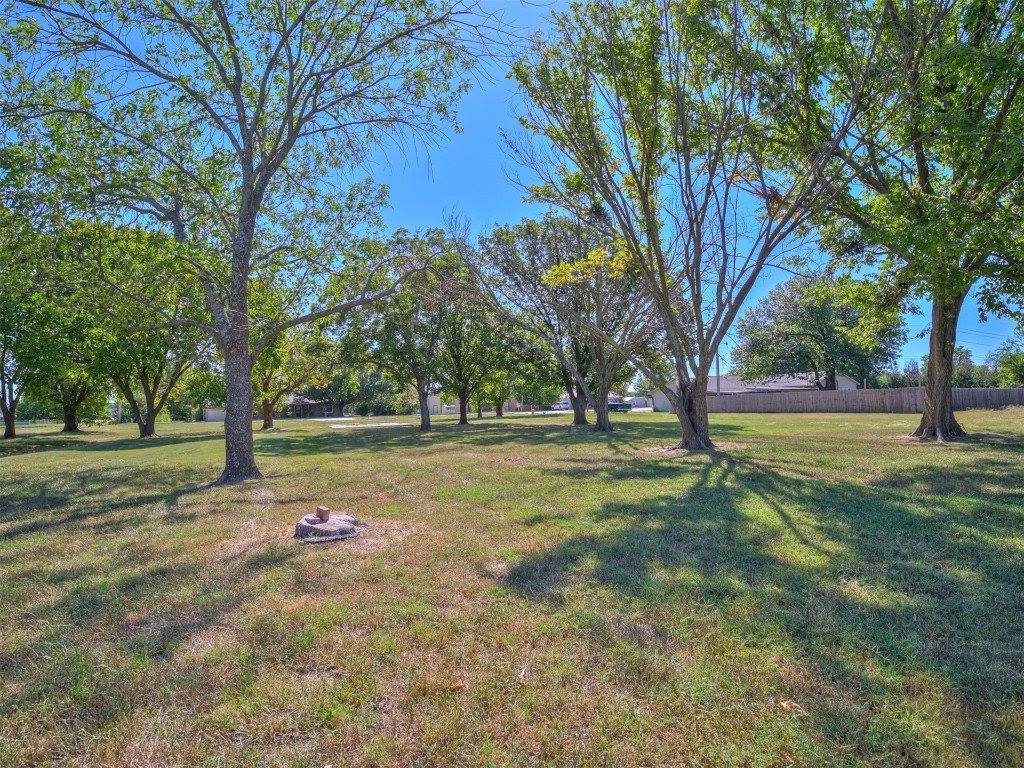 1820 North Bryan Avenue, Shawnee, OK 74804