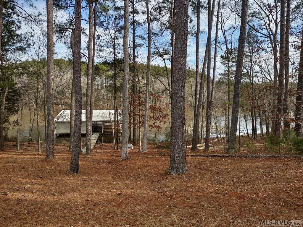 9 Birdsong Road, Ebony, VA 23845