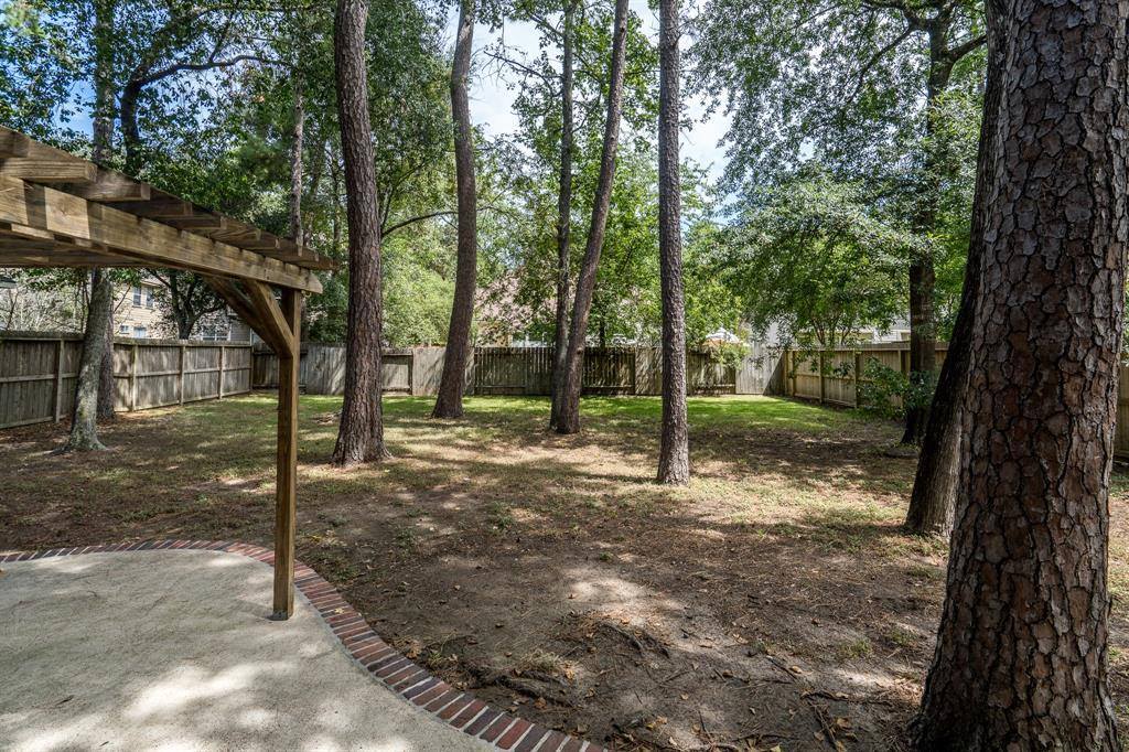 42 Hidden Meadow Drive, The Woodlands, TX 77382