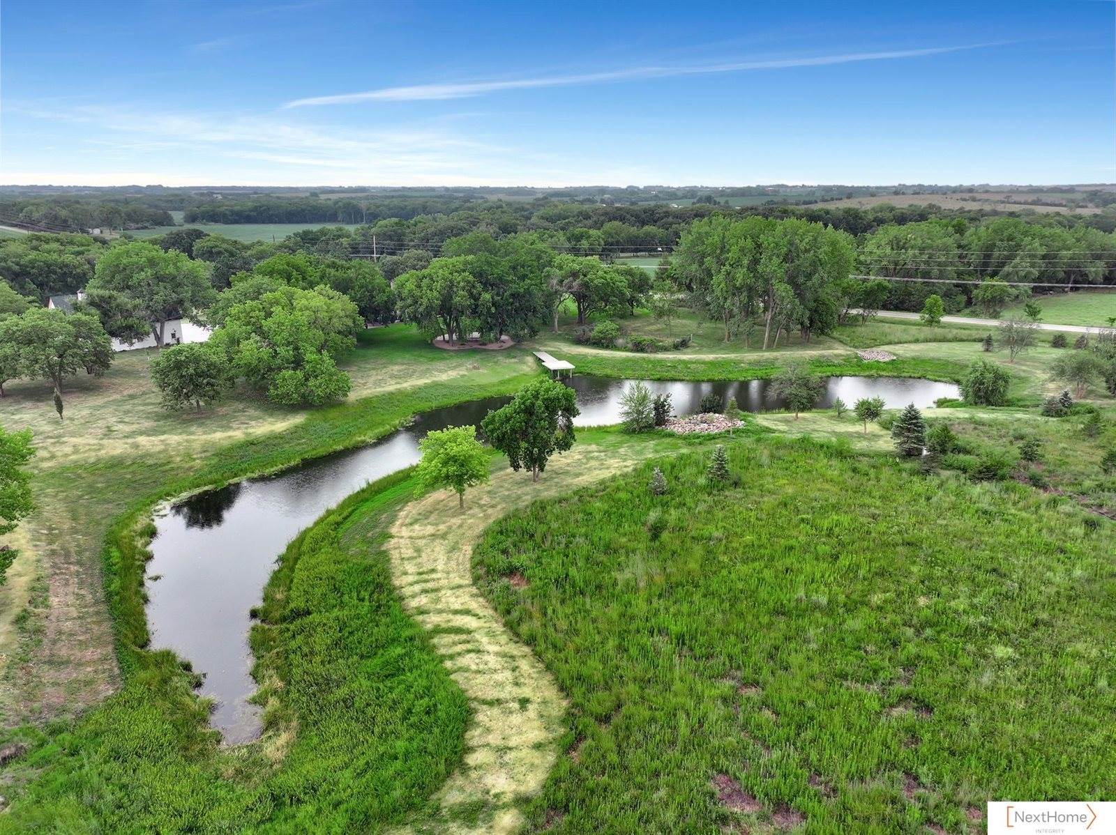 10000 Wagon Train Road, Hickman, NE 68372