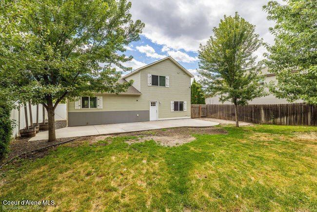 3975 North Slazenger Ln, Post Falls, ID 83854