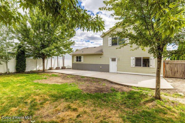 3975 North Slazenger Ln, Post Falls, ID 83854