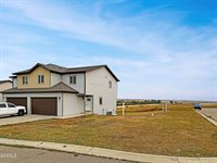 13697 Kristina Street, Williston, ND 58801