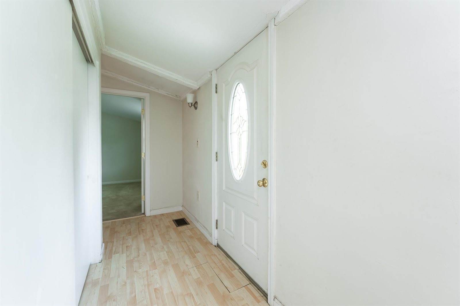 66 Chester Road, Derry, NH 03038