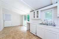 66 Chester Road, Derry, NH 03038