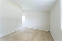 66 Chester Road, Derry, NH 03038