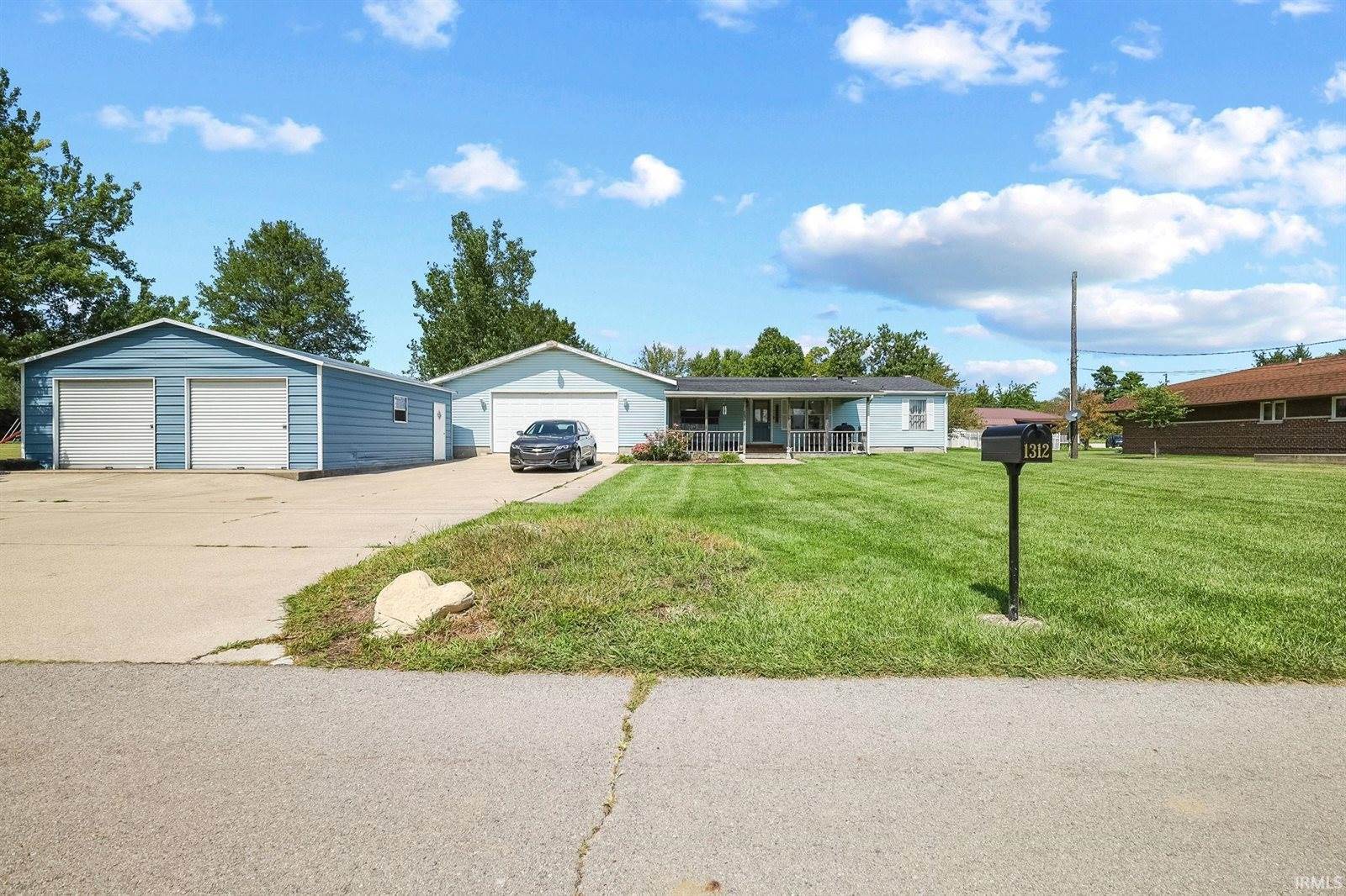 1312 W Perkins Street, Hartford City, IN 47348