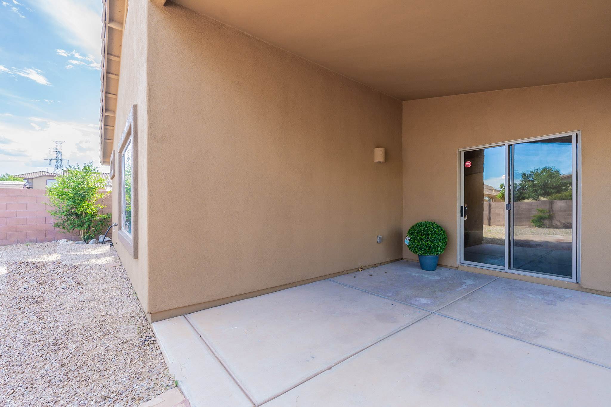 325 W Calle Ormino, Sahuarita, AZ 85629