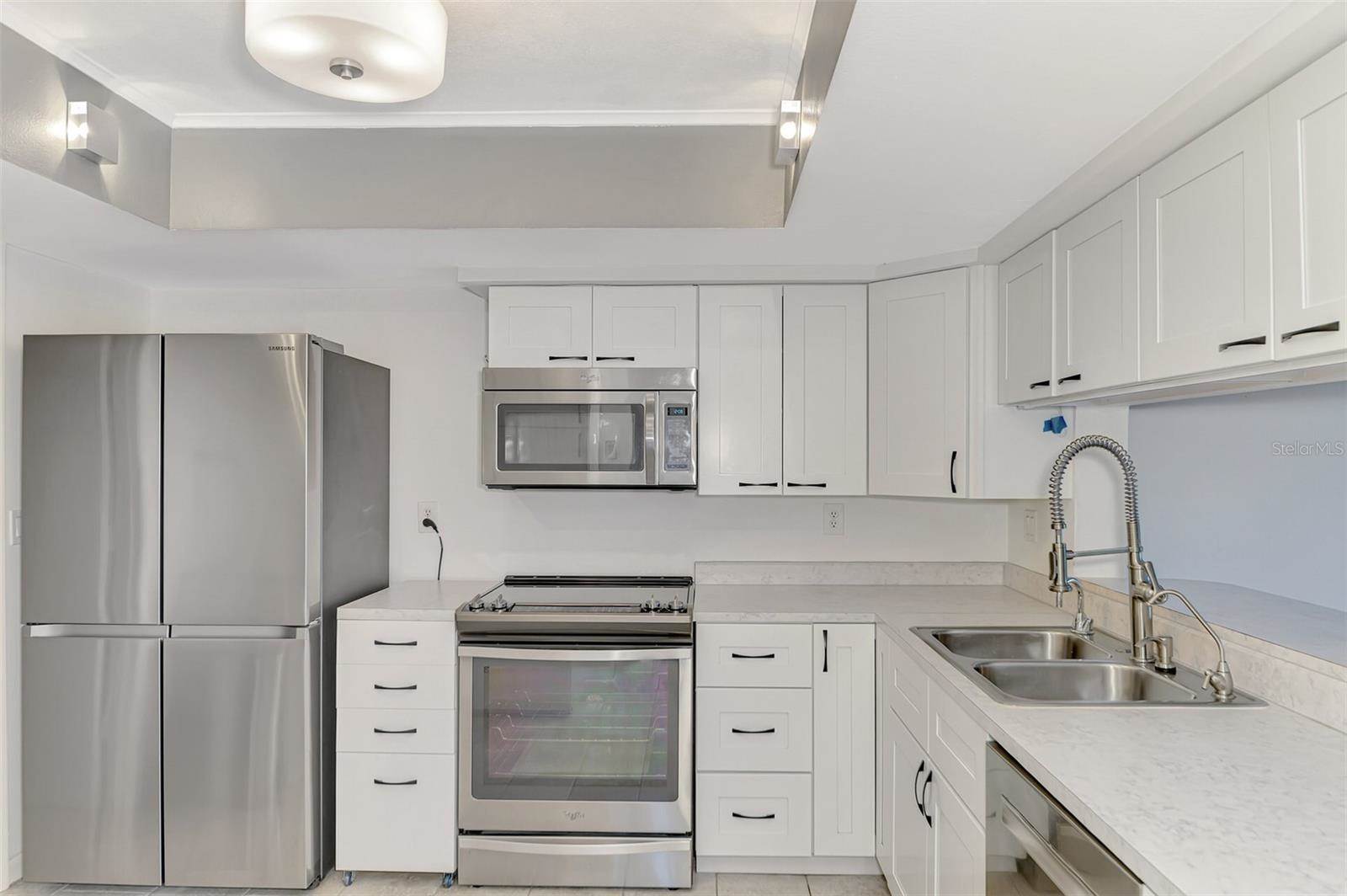 5537 Bountiful Drive, Sarasota, FL 34233