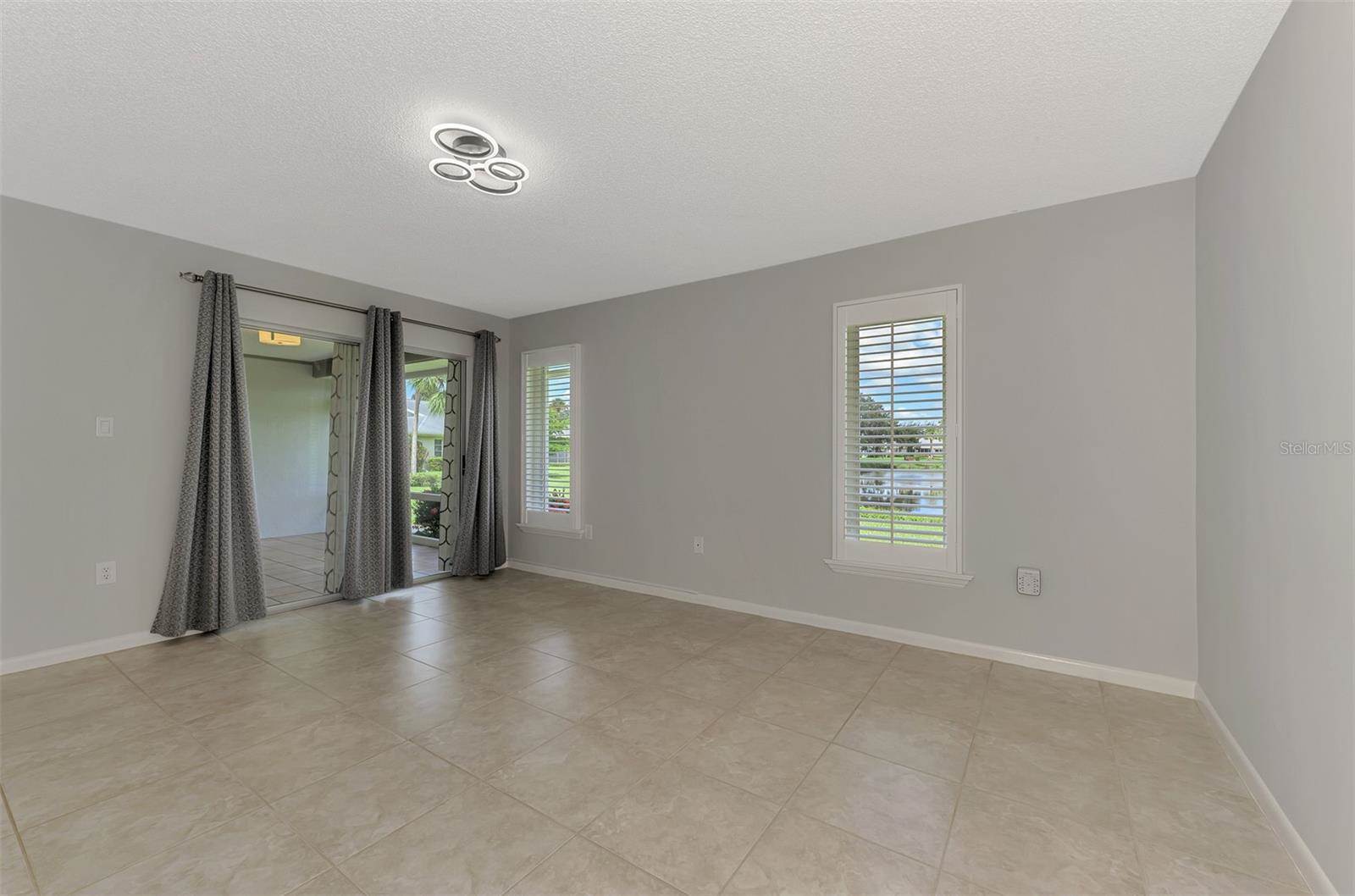 5537 Bountiful Drive, Sarasota, FL 34233