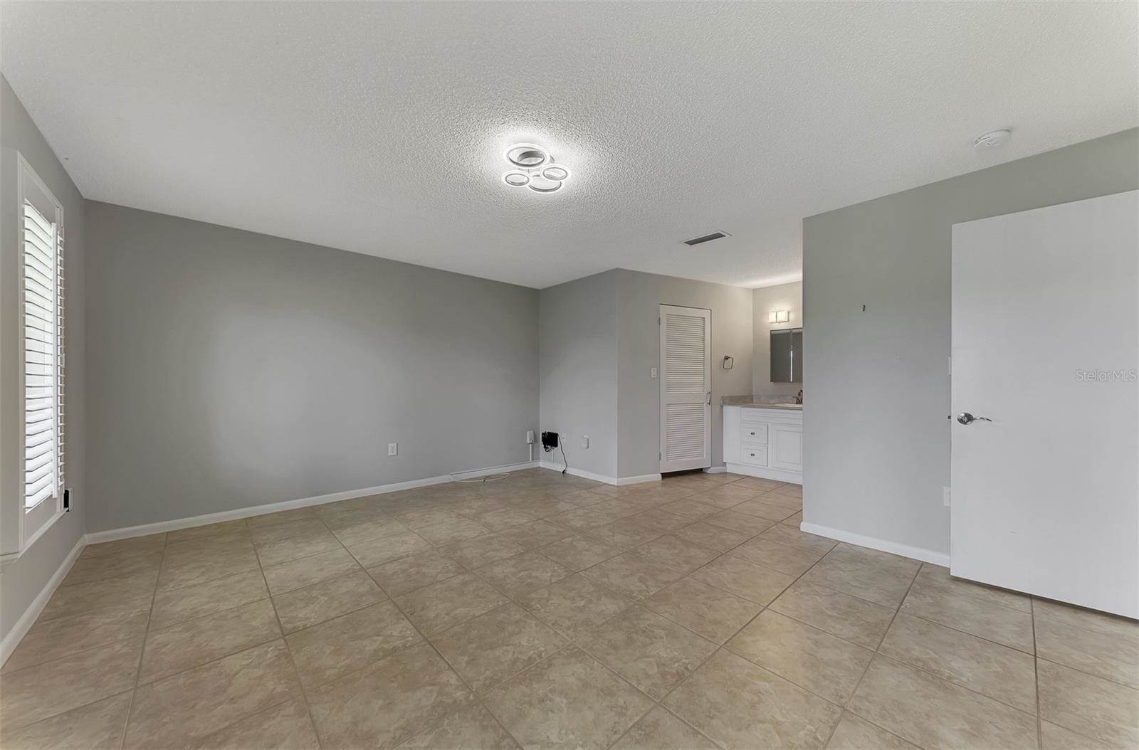 5537 Bountiful Drive, Sarasota, FL 34233