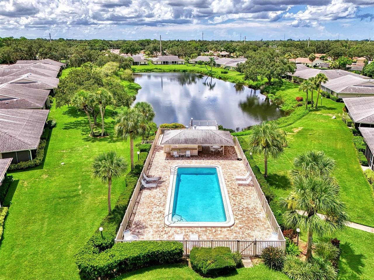 5537 Bountiful Drive, Sarasota, FL 34233