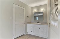 5537 Bountiful Drive, Sarasota, FL 34233