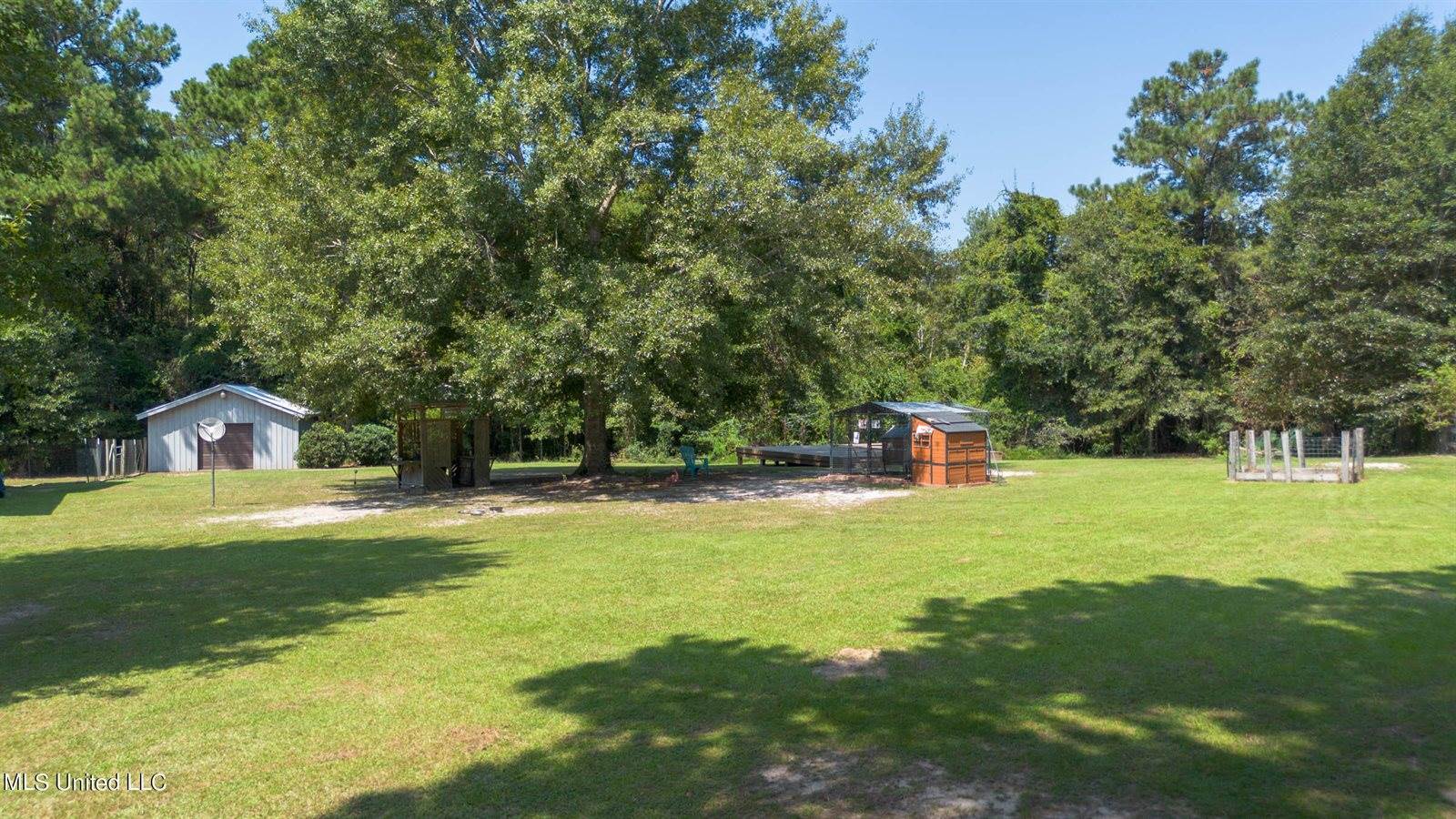 11 Rose Wood Drive, McHenry, MS 39561