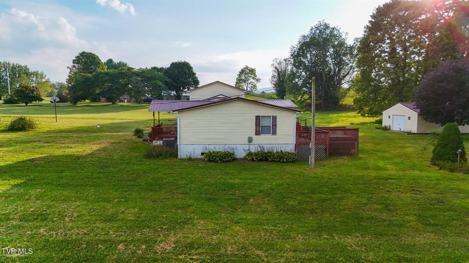 1861 Highway 133, Shady Valley, TN 37688