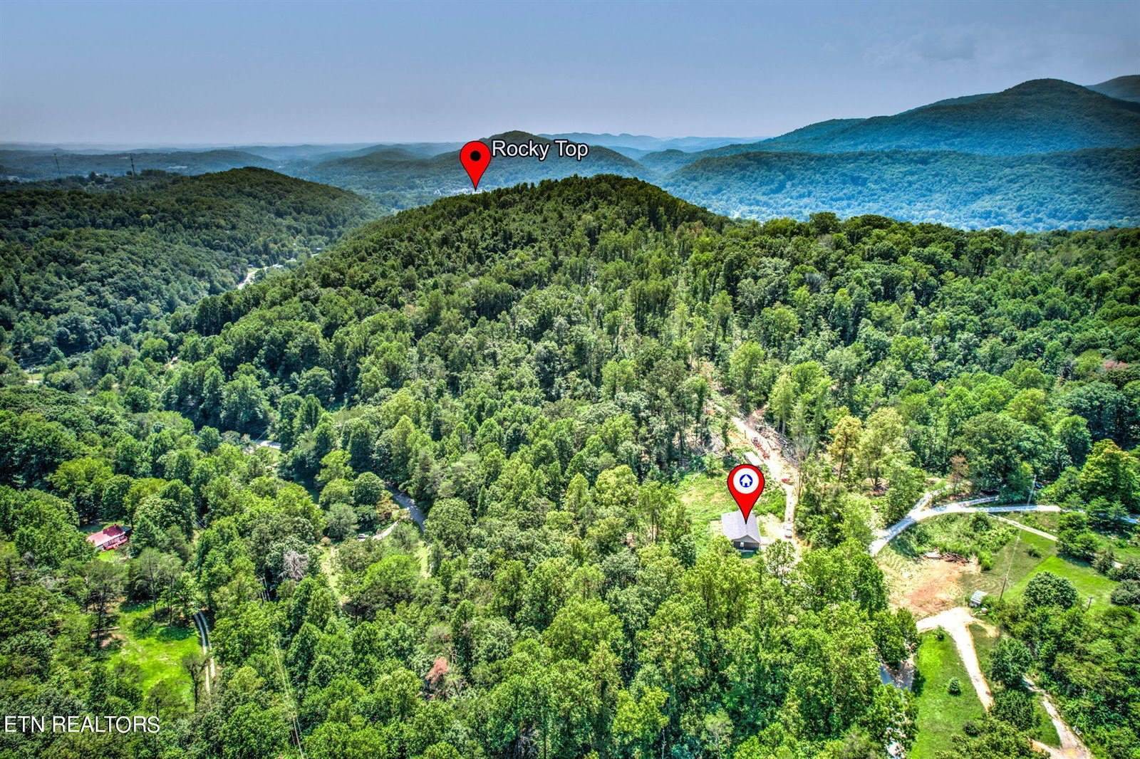 422 Easterly Circle, Rocky Top, TN 37769