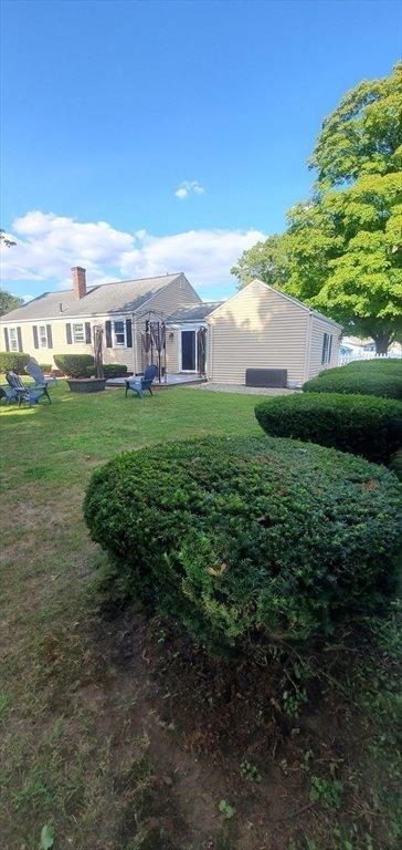 14 Brookside Circle, Springfield, MA 01129