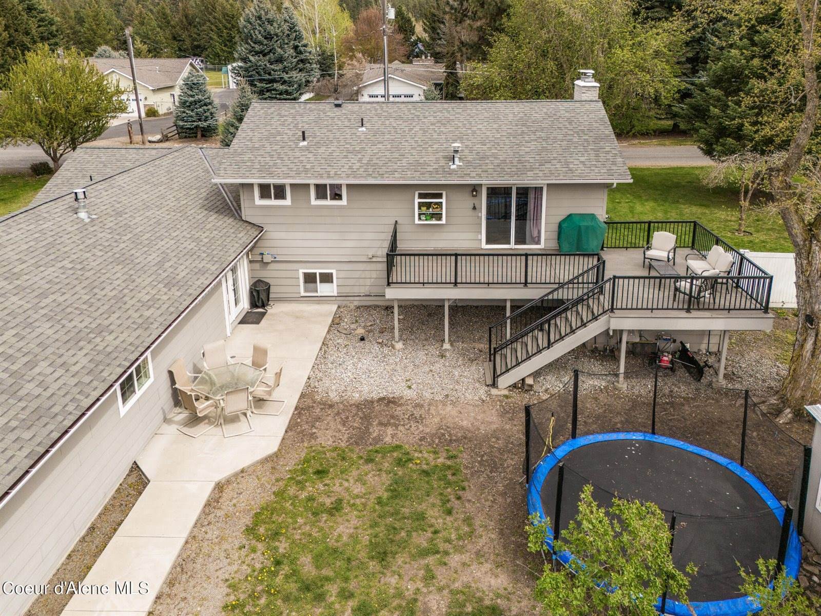 6471 North 16th St, Dalton Gardens, ID 83815