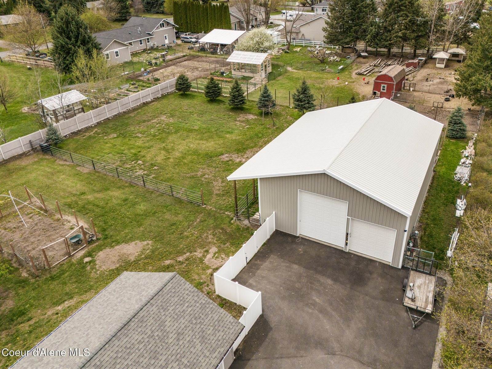 6471 North 16th St, Dalton Gardens, ID 83815