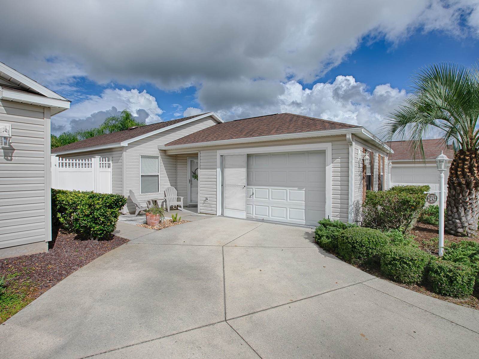 2452 Dundee Terrace, The Villages, FL 32162