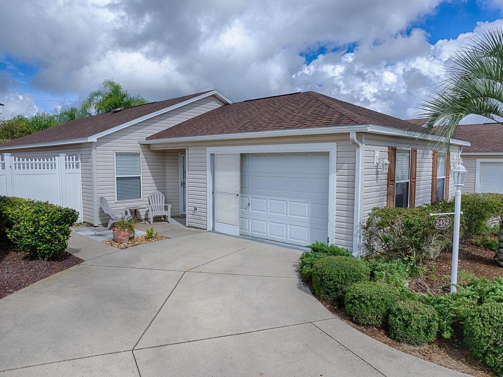 2452 Dundee Terrace, The Villages, FL 32162