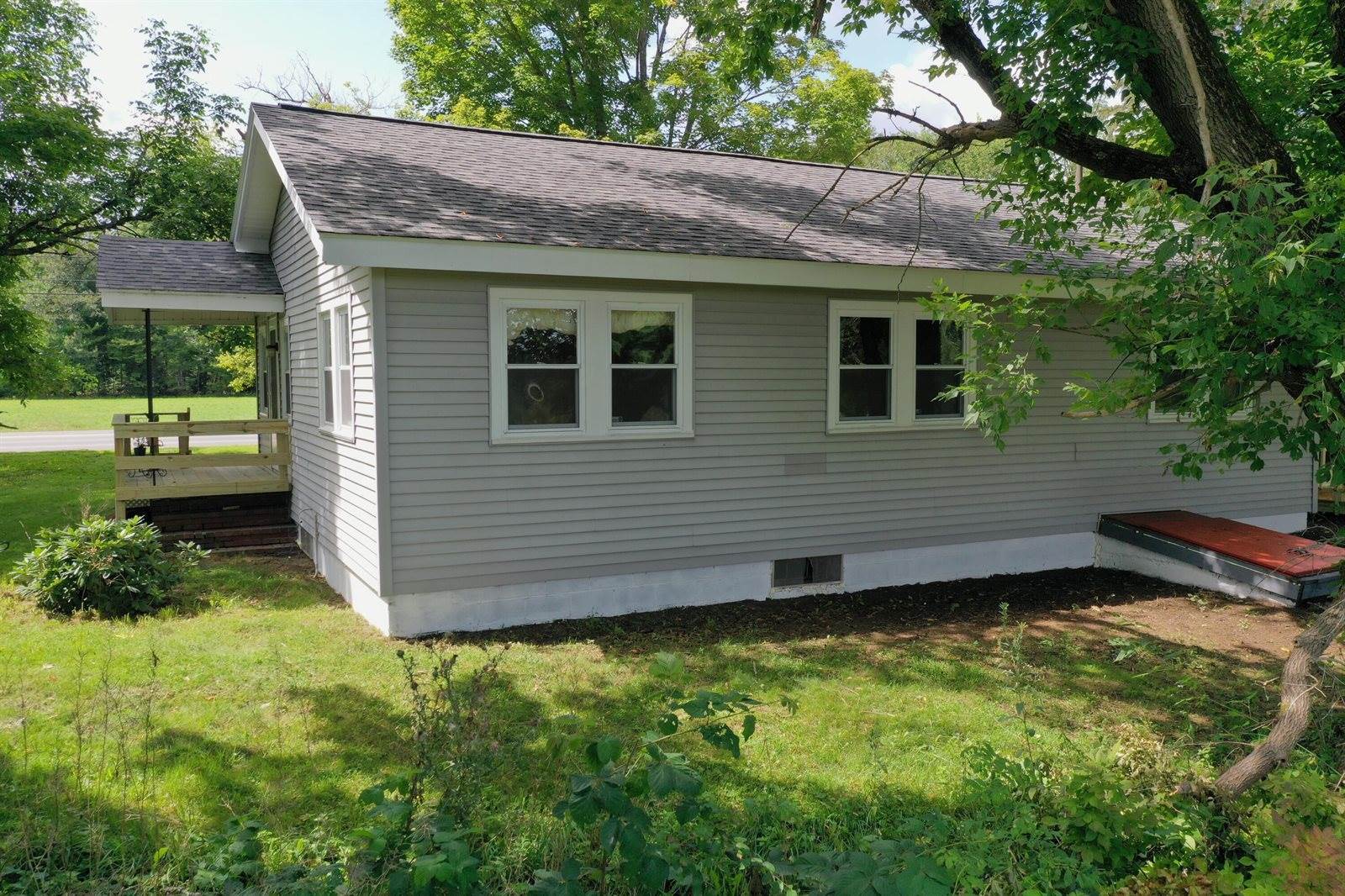 193 Oxbow Road, Palmyra, ME 04965