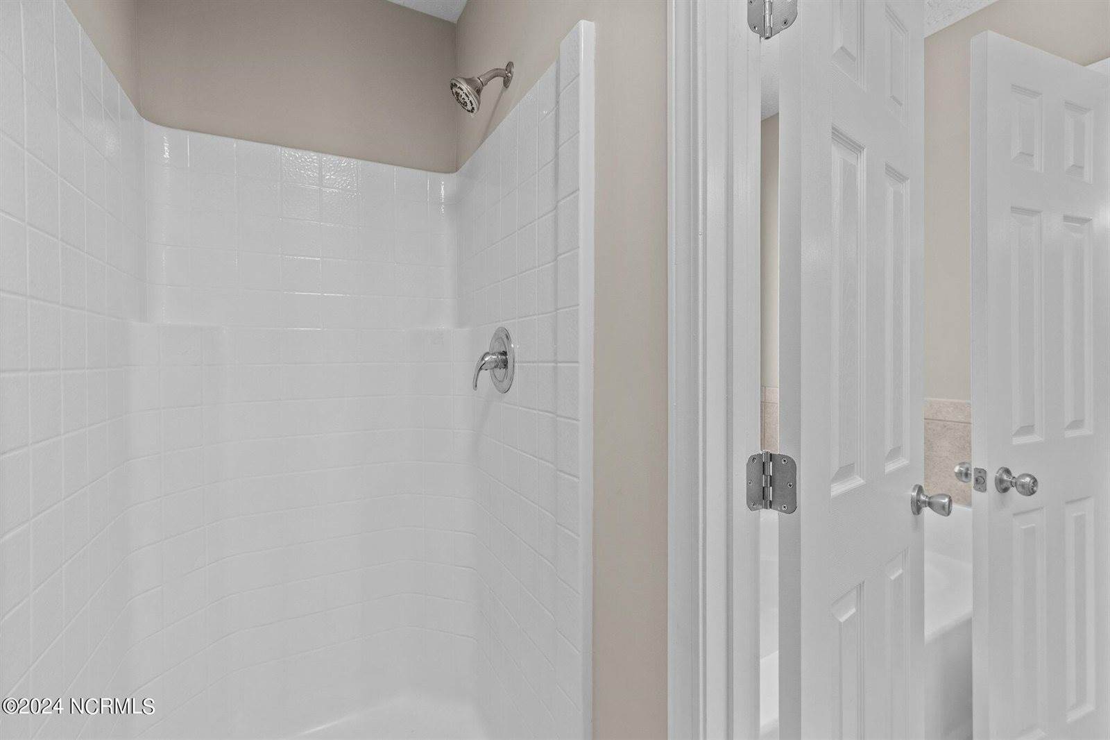 580 Copper Creek Drive, Raeford, NC 28376