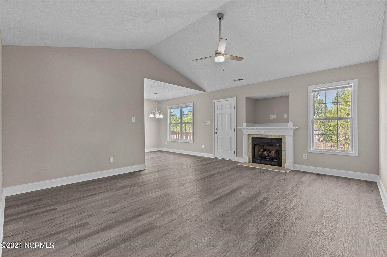 580 Copper Creek Drive, Raeford, NC 28376