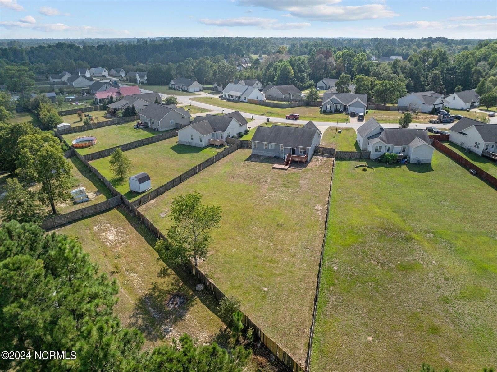 580 Copper Creek Drive, Raeford, NC 28376