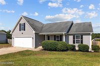 580 Copper Creek Drive, Raeford, NC 28376