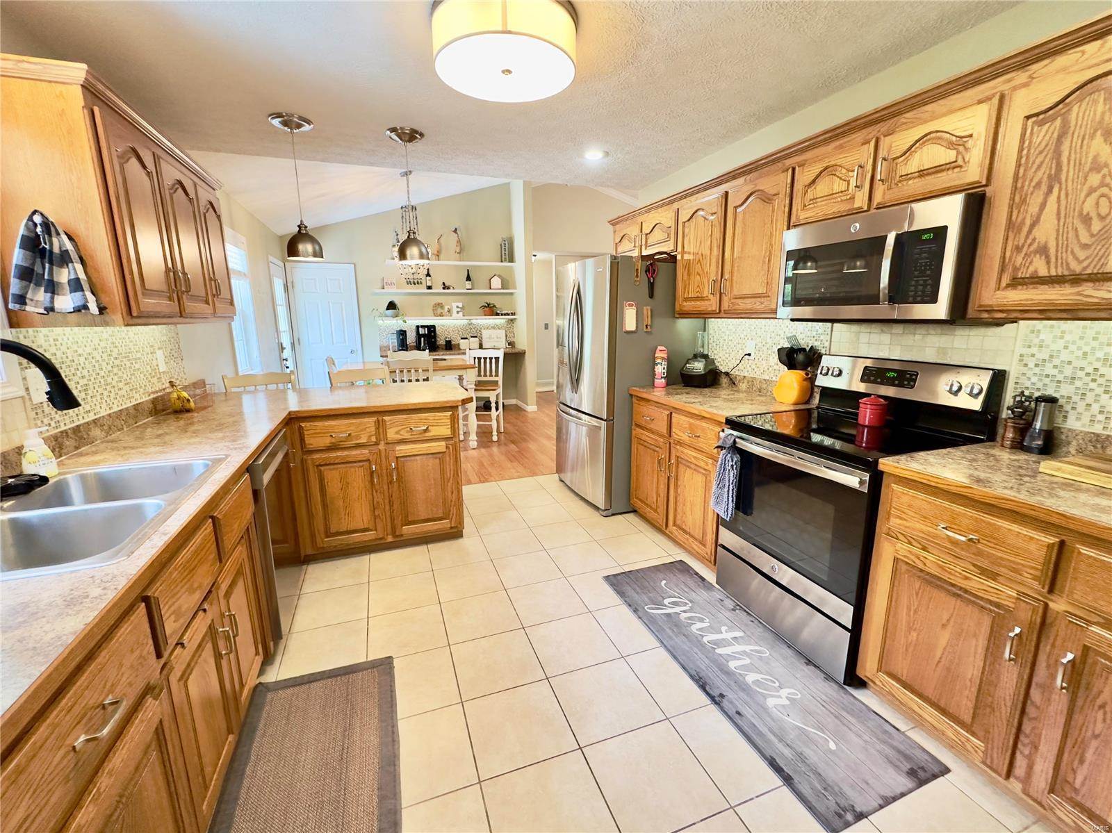 15465 Top Drive, Saint Robert, MO 65584