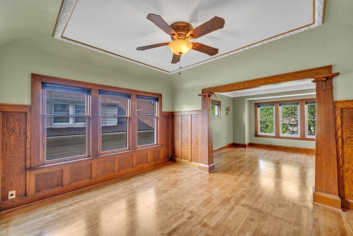 3834 North 11th St, Milwaukee, WI 53206